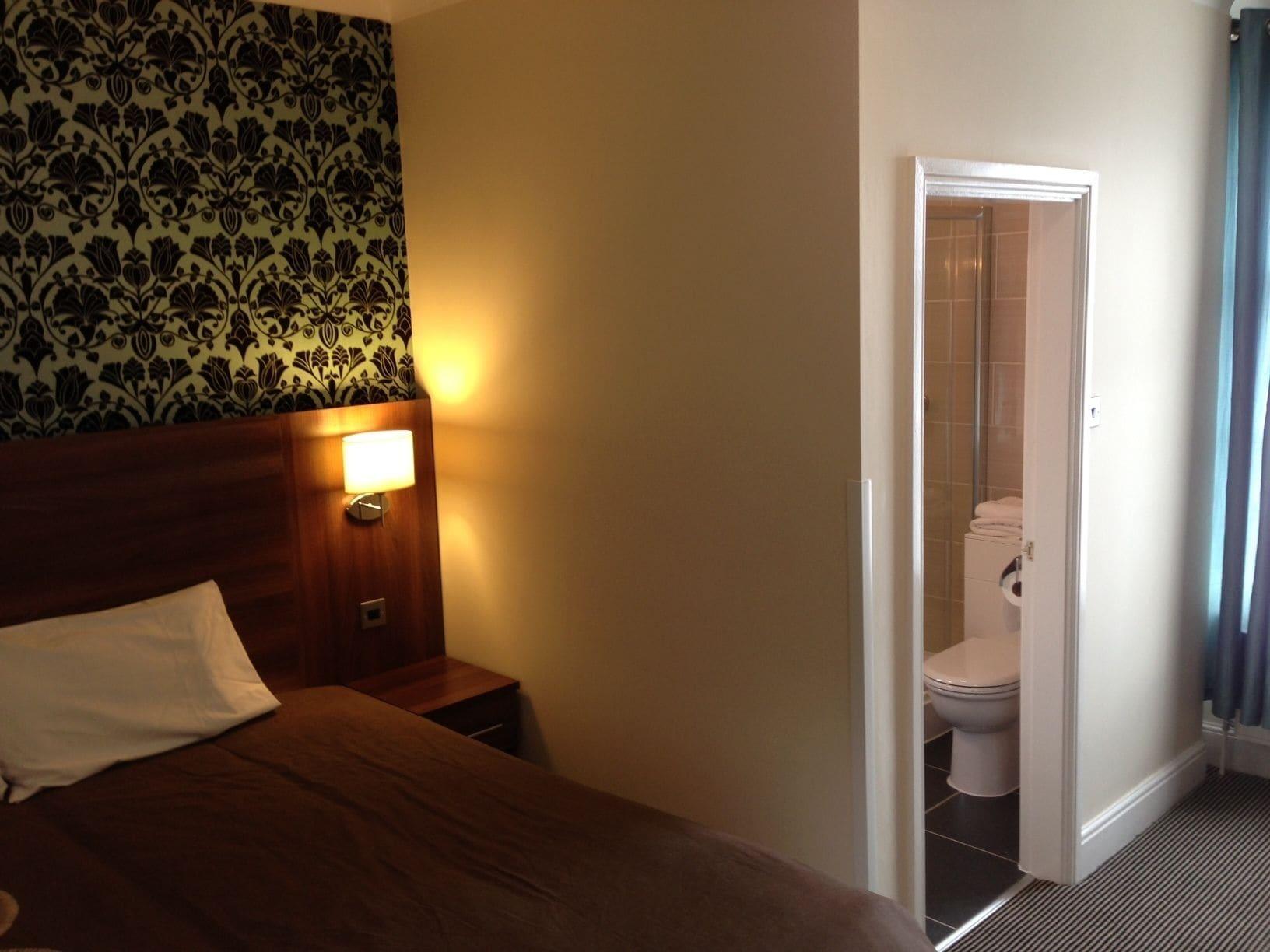 Ely House Hotel Wolverhampton Exterior foto